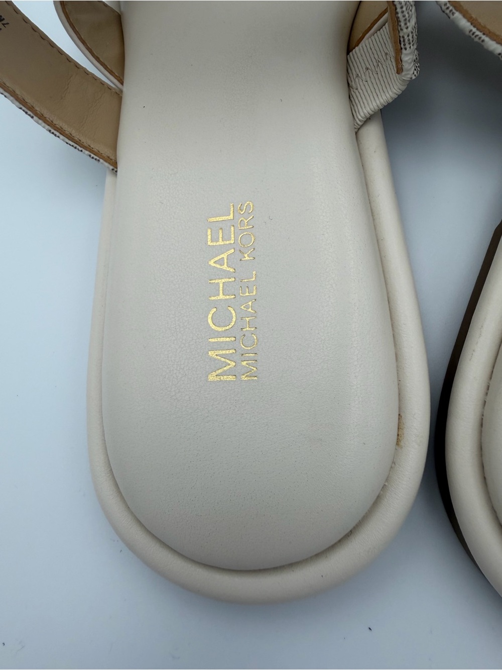 Michael Kors size 7 sandals - Picture 5 of 7